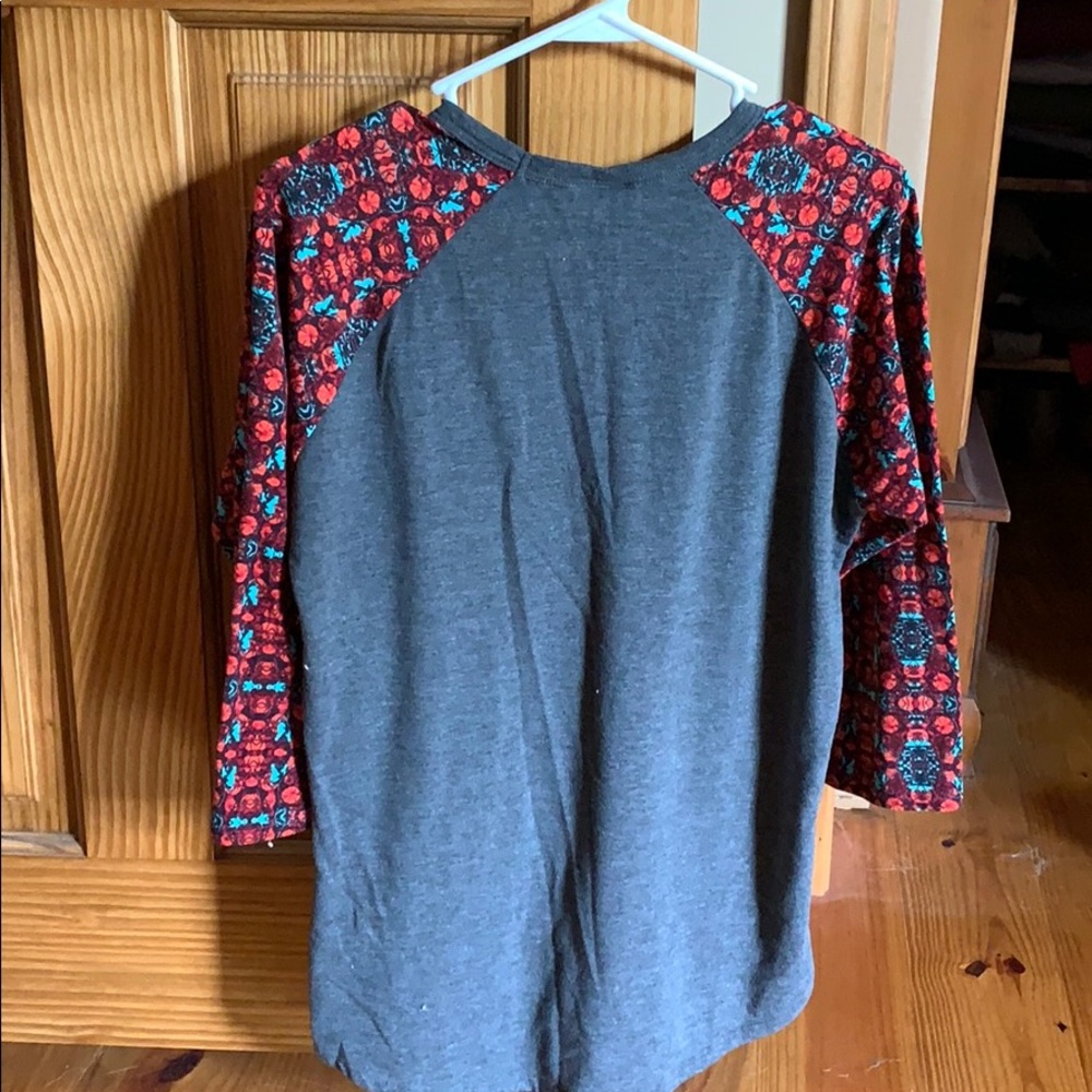 LulaRoe Randy tee - Picture 5 of 6